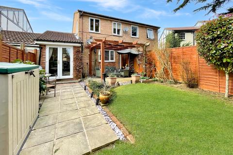 22 Beanley Close, Luton, LU2 9UL