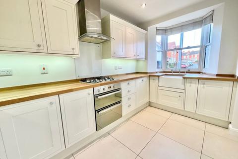 4 bedroom semi-detached house for sale, Stone Road, Uttoxeter ST14