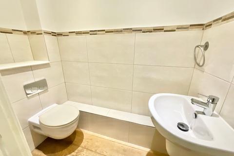 71 Stone Road, Uttoxeter, ST14 7QP