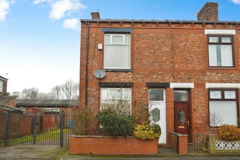 2 bedroom end of terrace house for sale, King Street, Failsworth, Manchester