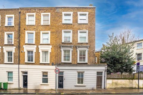 4 bedroom apartment to rent, Camden Park Road, London, NW1