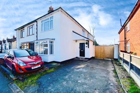 3 bedroom semi-detached house for sale, Brighton Avenue, Syston, LE7