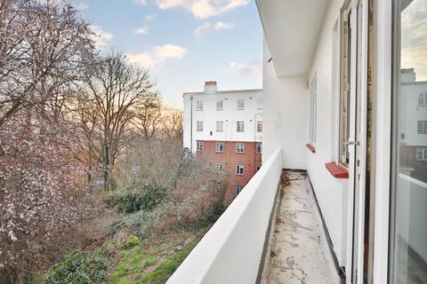 2 bedroom flat for sale, London