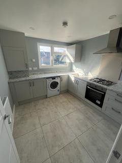 3 bedroom terraced house to rent, Katherine Road, Eastham E6