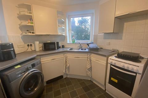 1 bedroom flat to rent, Upper Maze Hill, St. Leonards-On-Sea