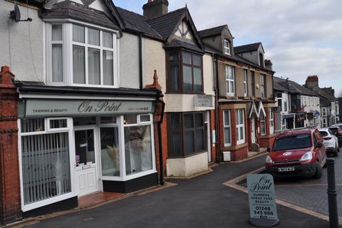 undefined, Llangefni, LL77