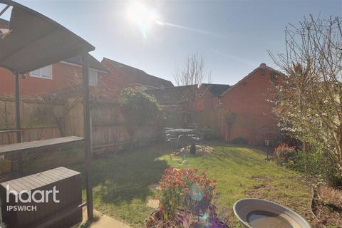 3 bedroom detached house to rent, Nightingale Way, WOODBRIDGE