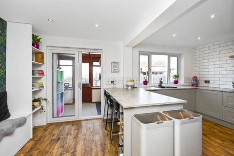 2 Forth Wynd, Port Seton, Prestonpans, EH32 0TL