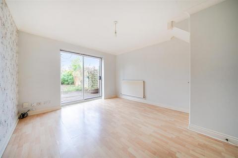 2 bedroom terraced house for sale, Dorsey Drive, Bedford