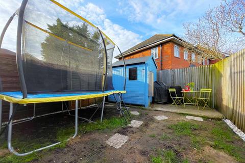 49 Bourne Drive, Mitcham, CR4 3QZ