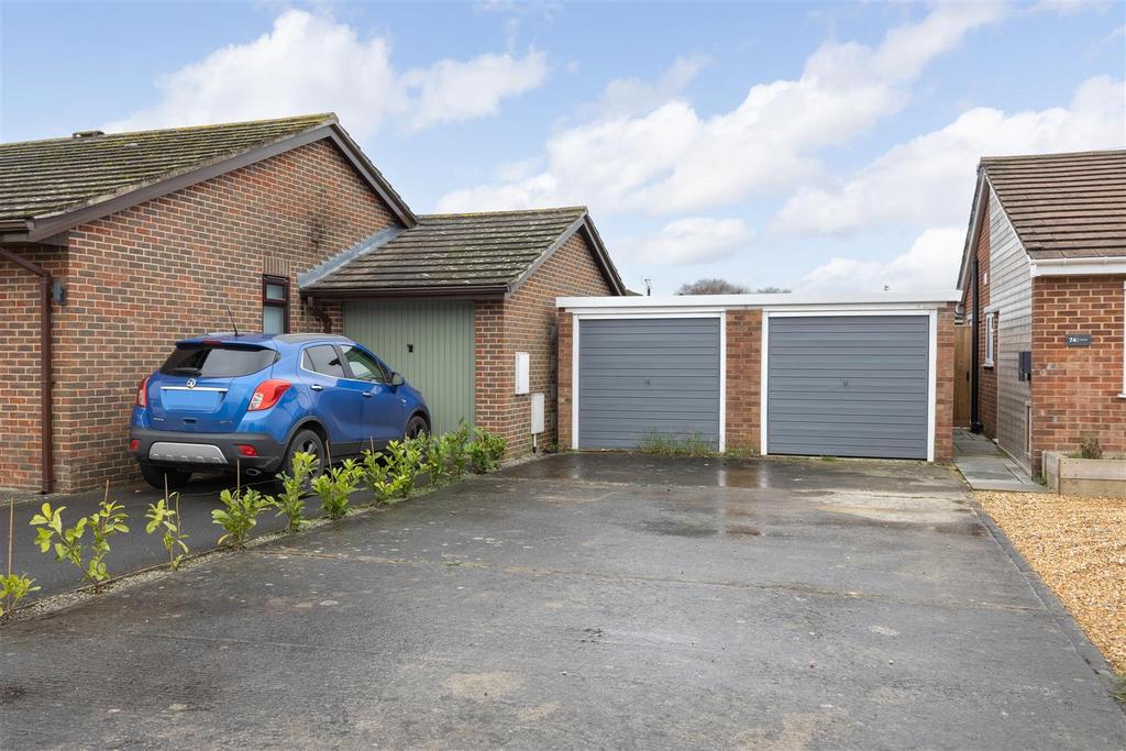 63 Green  Lane Trowrbridge BA14 7 DE  (20).jpg