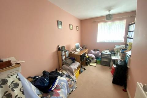 16 Runnymede, Fareham, PO15 6ED