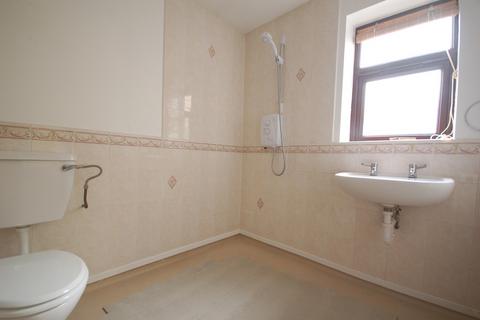 2 bedroom terraced house to rent, Willowbank Avenue, Blackpool FY4