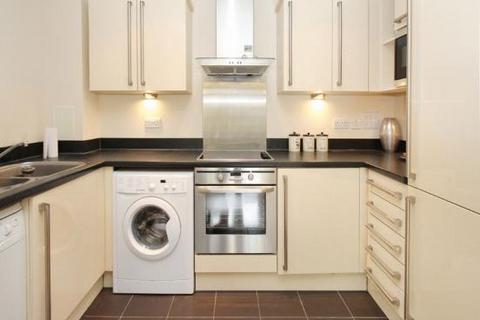 1 bedroom flat to rent, Capulet Square, London