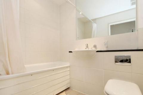 1 bedroom flat to rent, Capulet Square, London