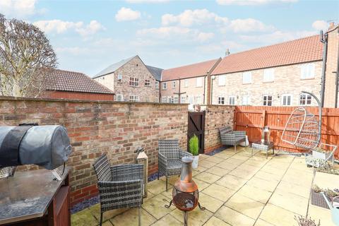 3 bedroom end of terrace house for sale, Barleys Yard, Thirsk