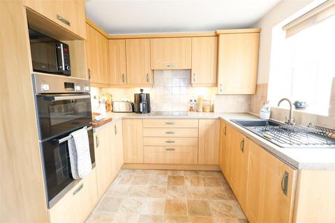 3 bedroom end of terrace house for sale, Barleys Yard, Thirsk