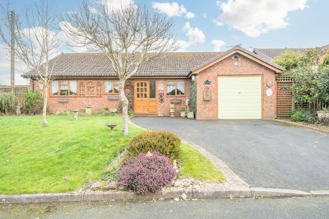 2 bedroom detached bungalow for sale, Oldwood Road, Tenbury Wells, Worcestershire, WR15 8TA