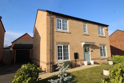 4 bedroom detached house for sale, Buckthorne Road, Normanton