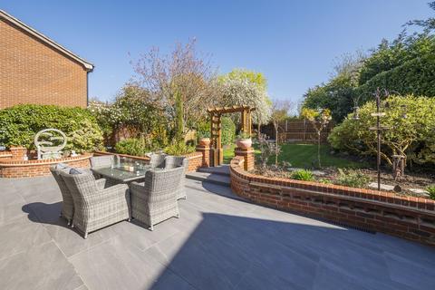28 Davidson Close, Great Cornard, Sudbury, CO10 0YU