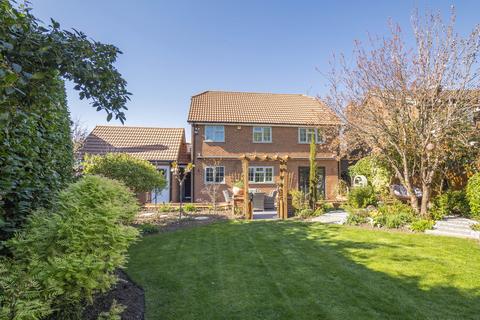28 Davidson Close, Great Cornard, Sudbury, CO10 0YU