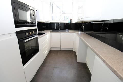 1 bedroom flat for sale, Colyers Lane, Northumberland Heath, DA8 3NP