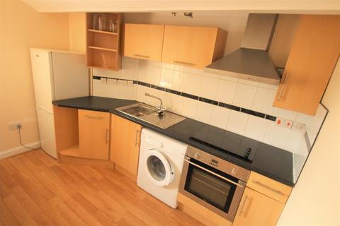 1 bedroom flat to rent, Pennington, Lymington