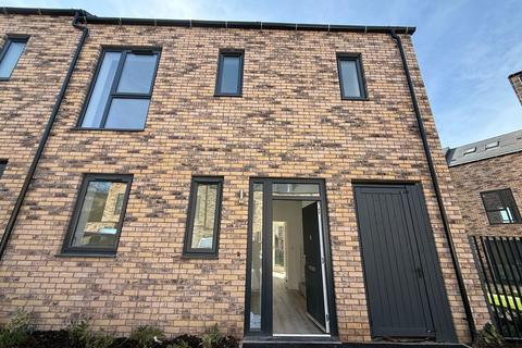 undefined, Lucas Close, Birmingham B12