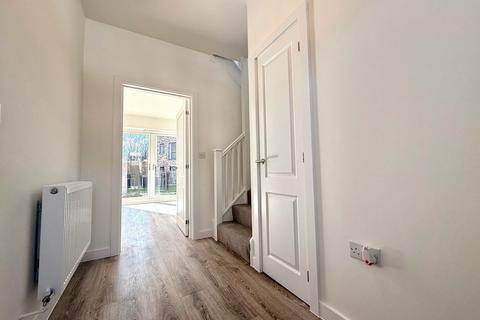undefined, Lucas Close, Birmingham B12