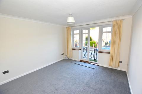 3 bedroom terraced house for sale, Beach Road, Westgate-on-Sea