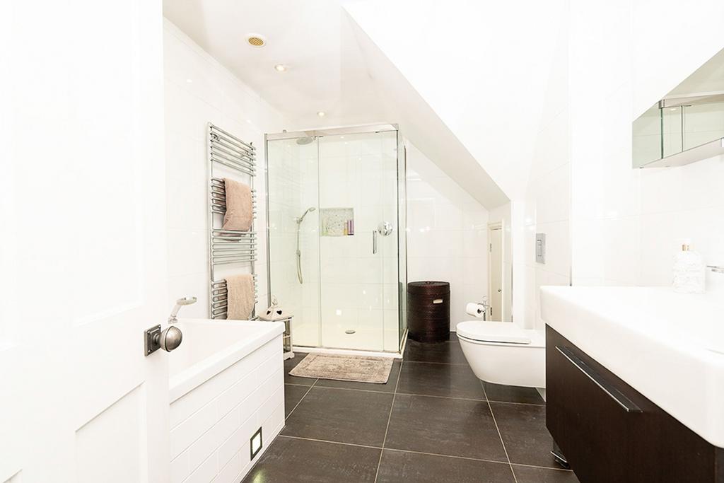 Bedroom One Ensuite