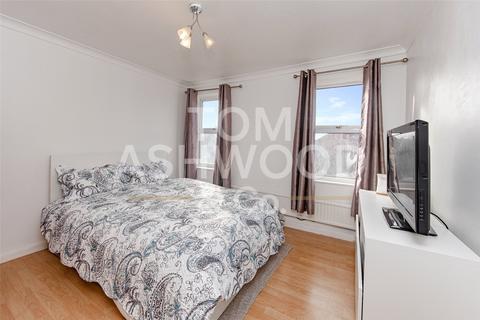 5 Langdon Road, London, E6 2QB
