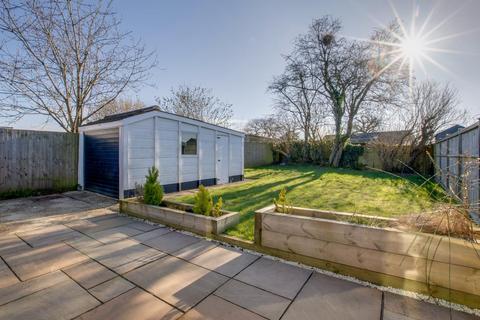 3 bedroom semi-detached bungalow for sale, Ashfield Road, Chesham, Buckinghamshire, HP5 3DL