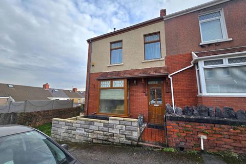 2 bedroom end of terrace house for sale, Kildare Street, Swansea SA5