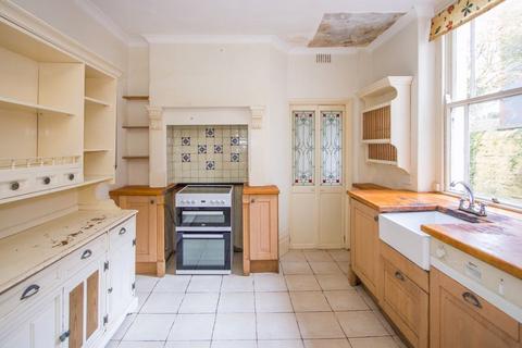 4 bedroom terraced house for sale, Windsor Road, Penarth