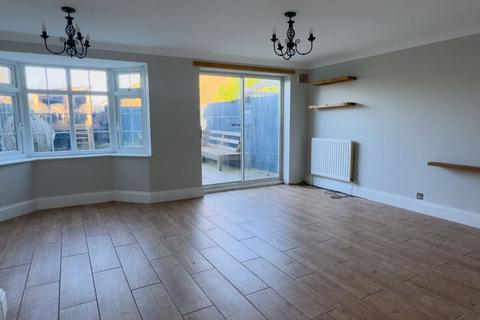 22 Binsted Avenue, Bognor Regis, PO22 8HY