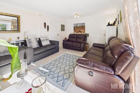 4 bedroom end of terrace house for sale, Waun Fach, Pentwyn, Cardiff, CF23 7BA