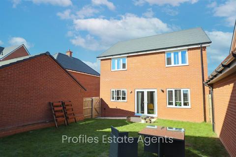 4 bedroom detached house for sale, Partridge Road, Hinckley