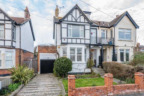 Britannia Road, Westcliff-on-sea, SS0