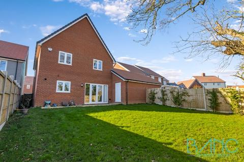 4 bedroom detached house for sale, St Johns Road, Goffs Oak EN7