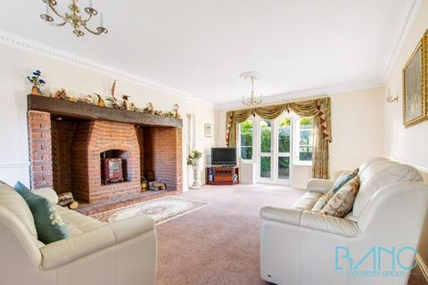 5 bedroom detached house for sale, The Asters, Goffs Oak EN7