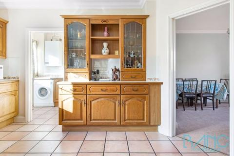 9 The Asters, Cheshunt, Waltham Cross, EN7 6SD