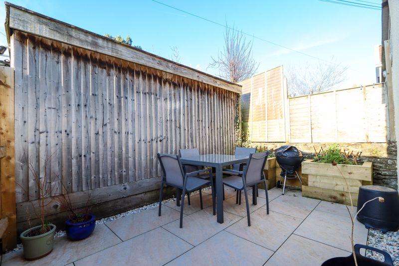 Courtyard garden