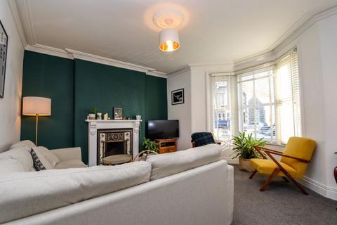 4 bedroom end of terrace house for sale, Old Street, Clevedon