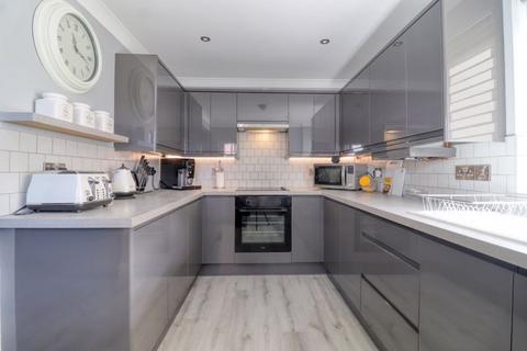 11 Cornwall Road, Scunthorpe, DN16 3BP