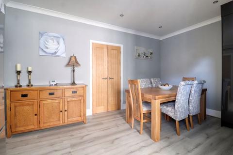 11 Cornwall Road, Scunthorpe, DN16 3BP