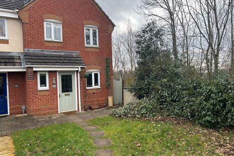 3 bedroom terraced house to rent, Valencia Road, The Oakalls, Bromsgrove