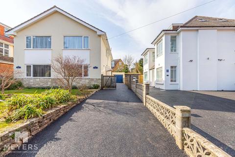 Belle Vue Crescent, Bournemouth, BH6 3