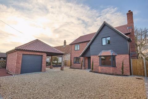 4 bedroom detached house for sale, The Street, Great Cressingham IP25