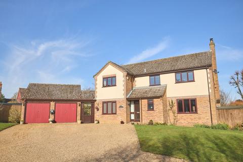 4 bedroom detached house for sale, Draycott Rise, Palgrave IP22